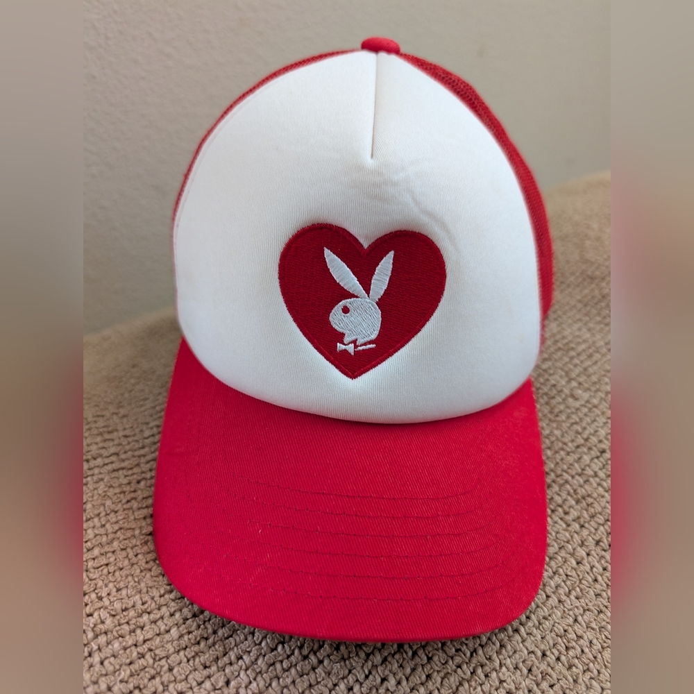 Playboy Bunny Heart Vintage Retro Snapback Trucker Cap Hat Unisex - Picture 1 of 7